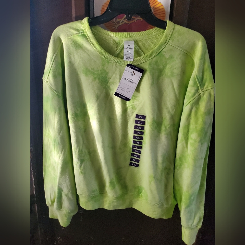 Members mark tie dye sweatshirt green